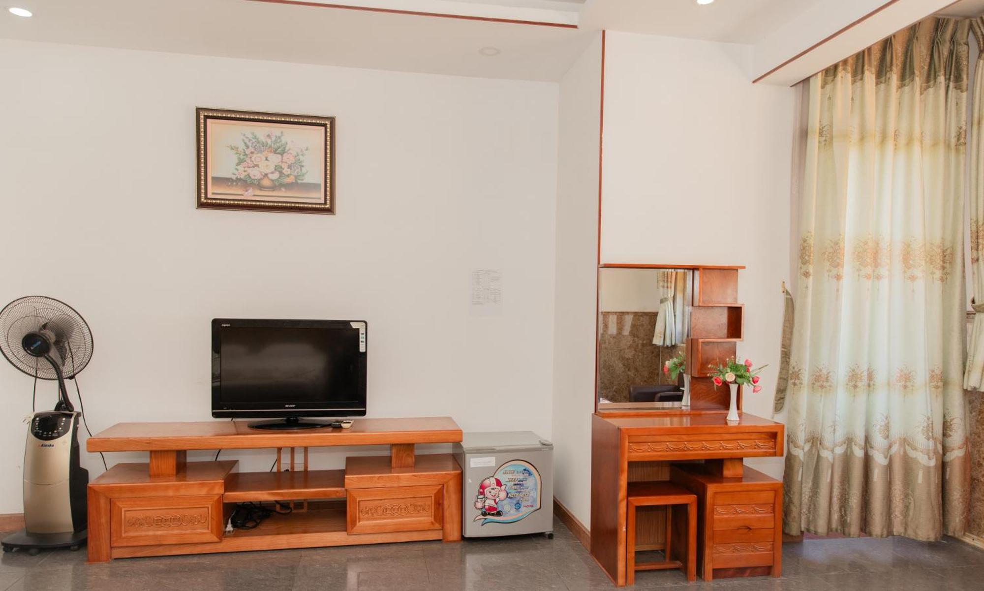 Khach San Son Thinh Hotel Vung Tau Exterior photo