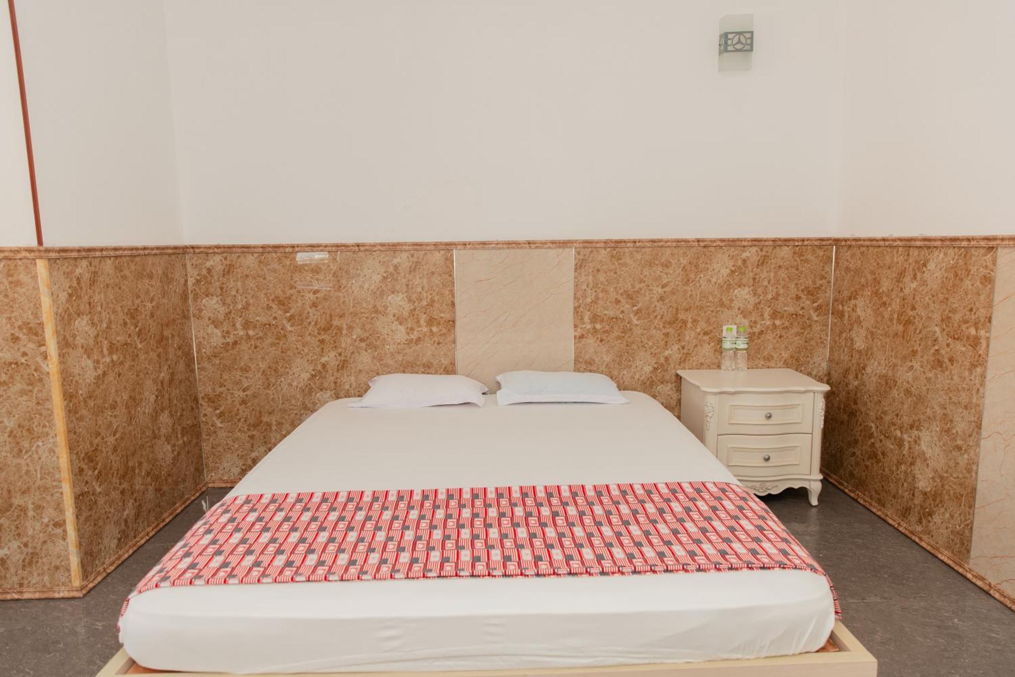 Khach San Son Thinh Hotel Vung Tau Exterior photo