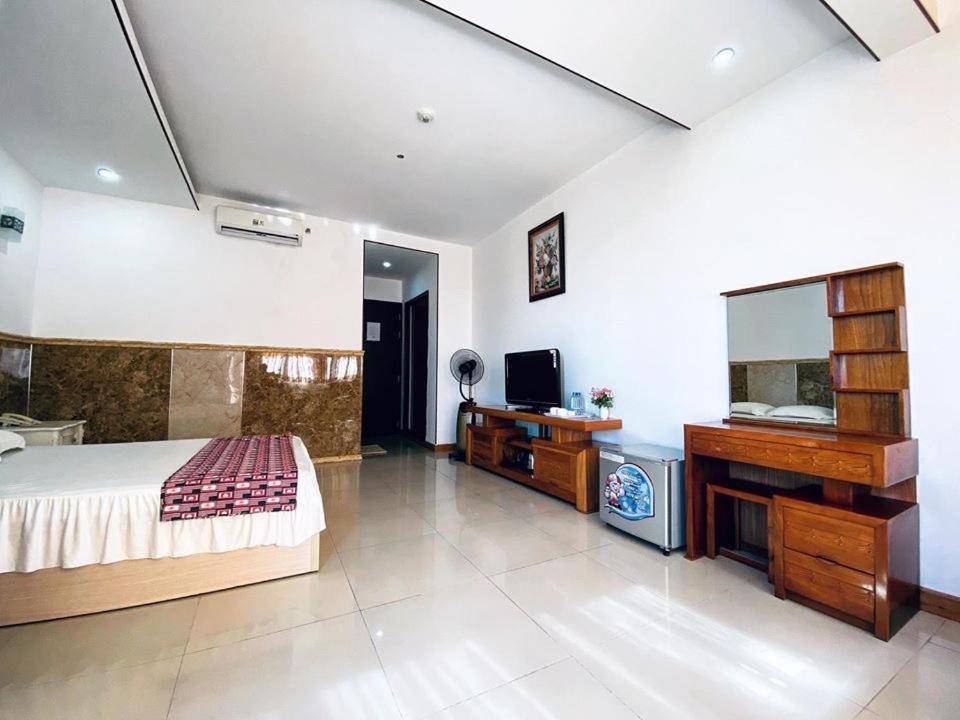 Khach San Son Thinh Hotel Vung Tau Exterior photo